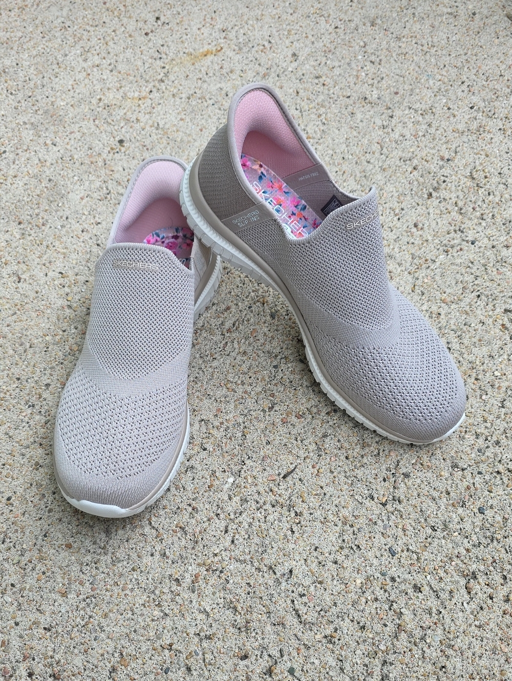 Skechers Hands Free Slip Ins No Tie Knit Like Sneakers Size 9